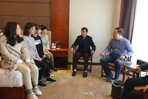说明: E:\2019\新建文件夹\DSC_1927.JPG